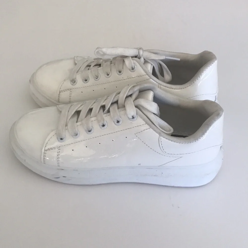 Alexander McQueen good preowned